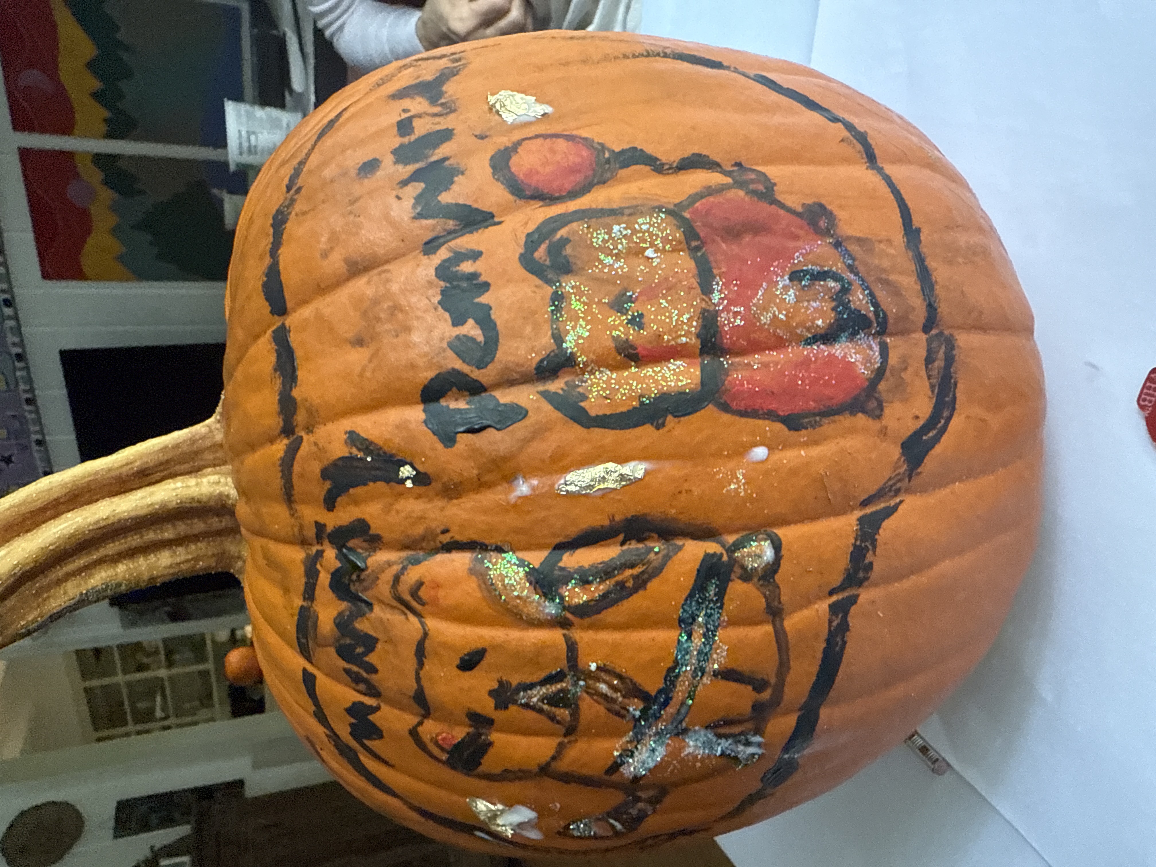 Mummy cat and Pennywize cat